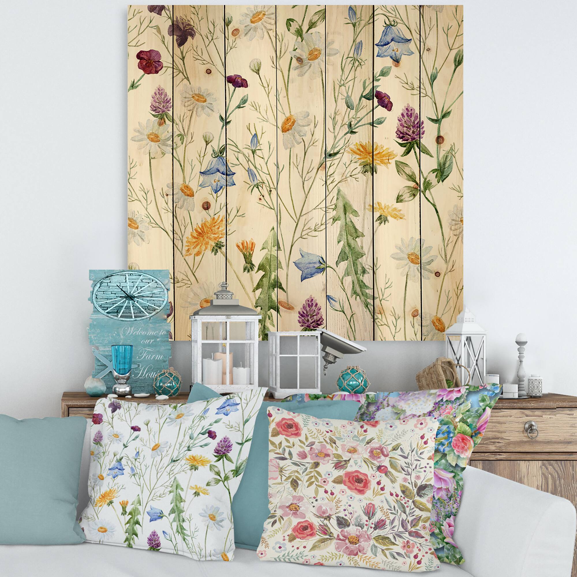 Designart - Wildflowers Chamomile and Clover Bell III