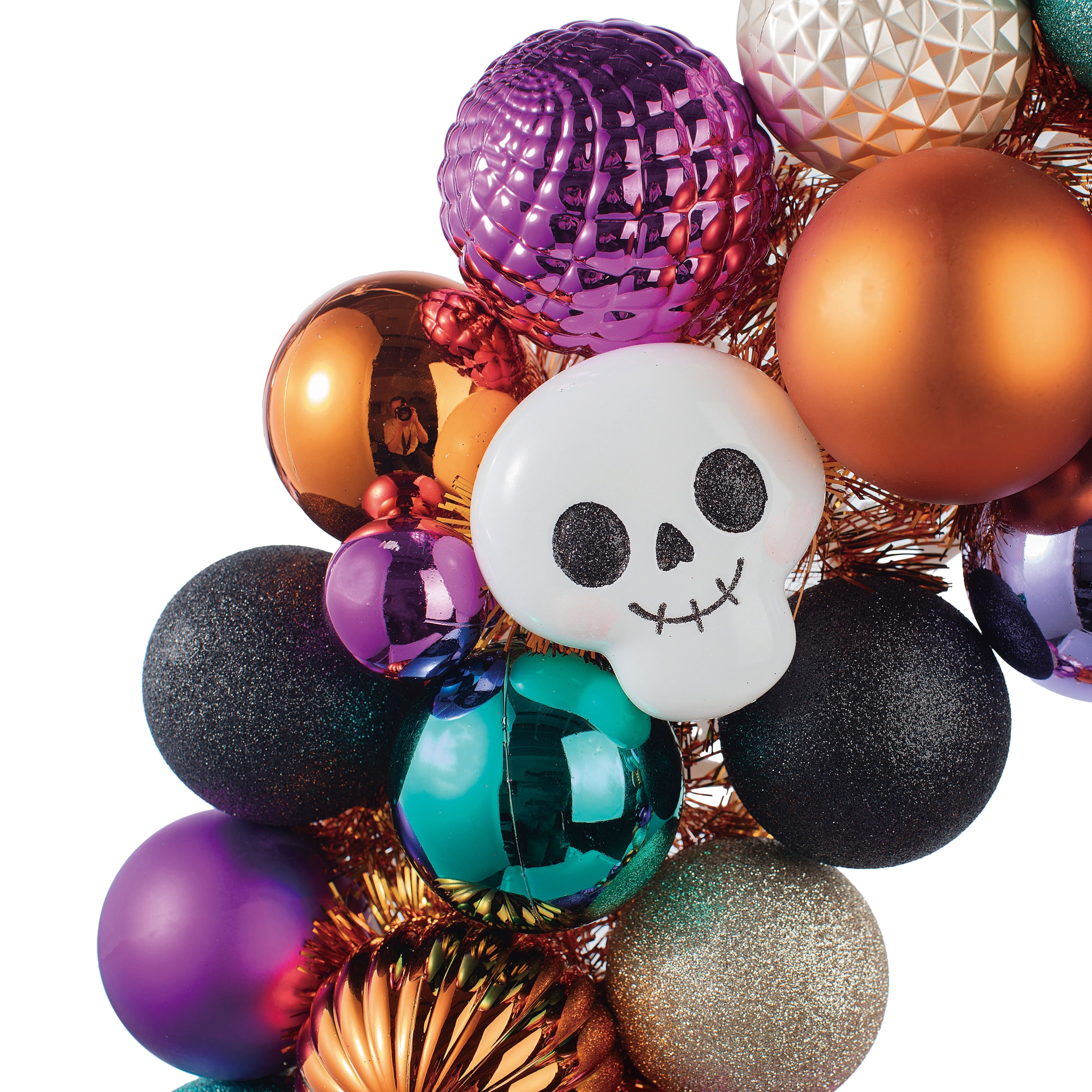 23.5" Skull, Jack-o'-Lantern & Ball Ornament Wreath by Ashland®