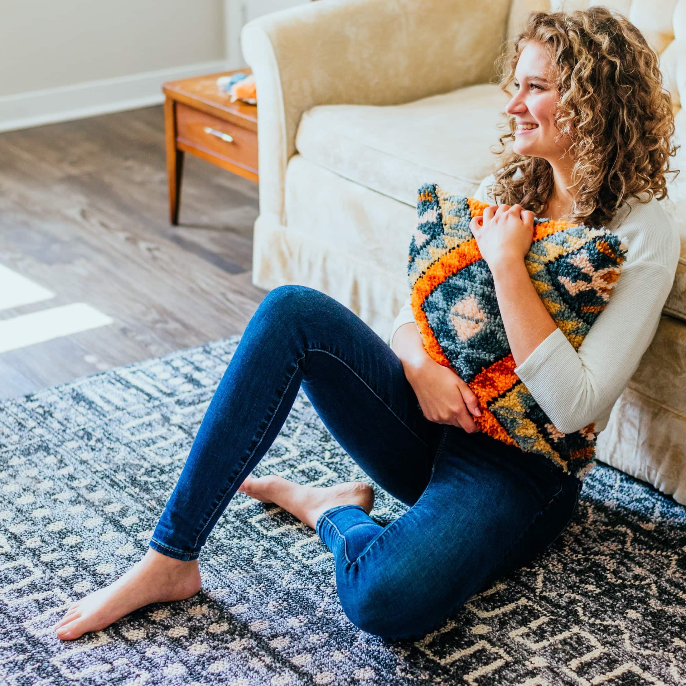 LoRan® Latch-Stitch™ Kilim Pillow Kit