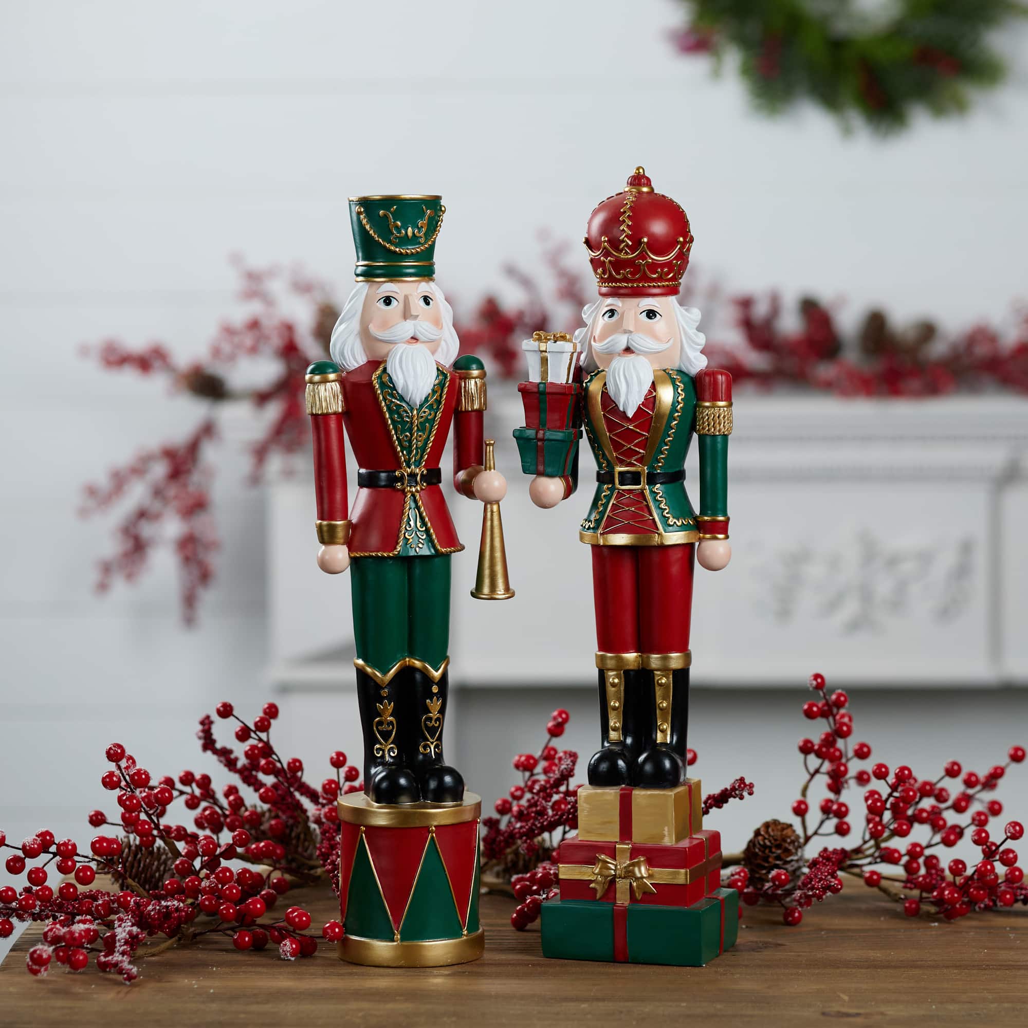 Holiday Nutcracker Soldier Set