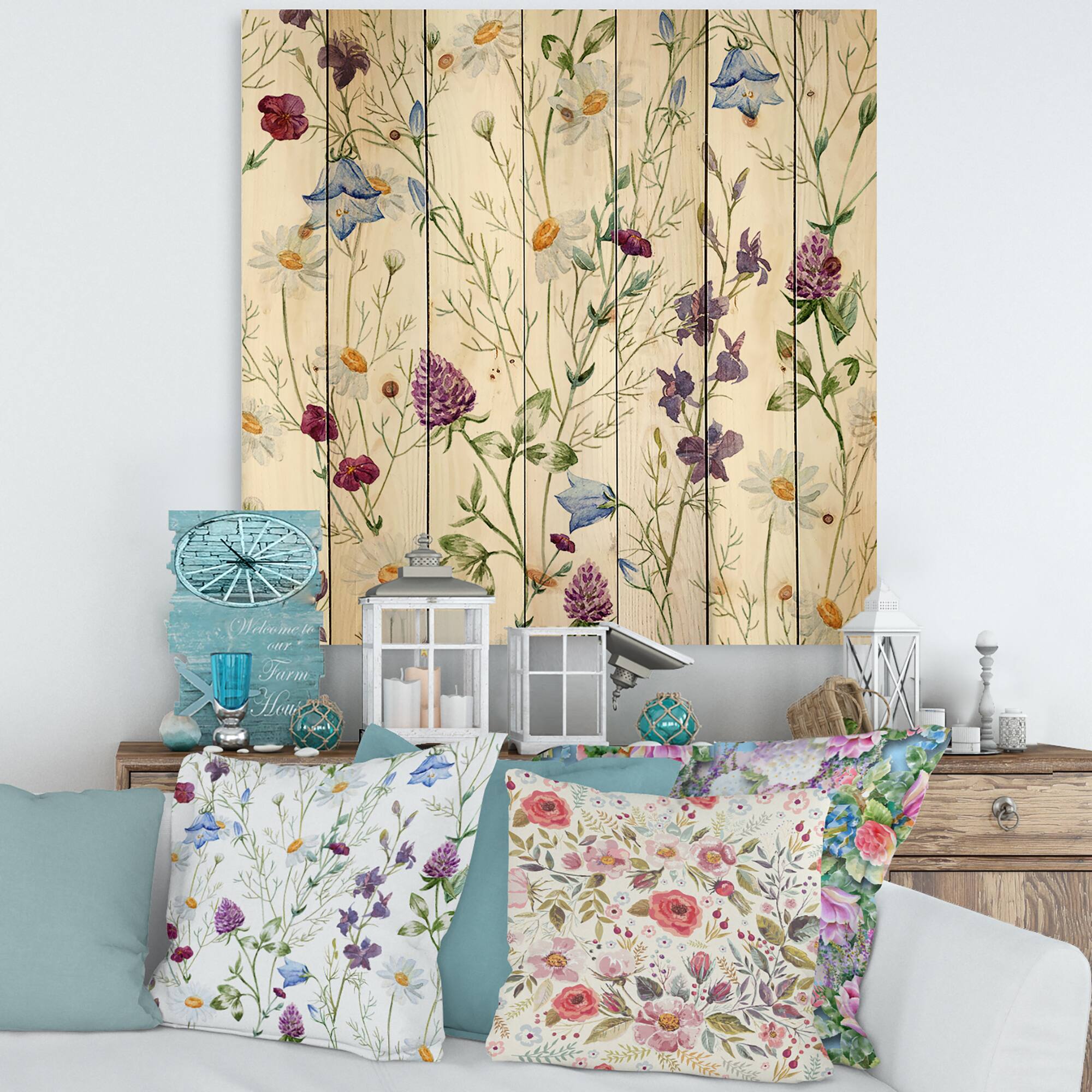 Designart - Wildflowers Chamomile and Clover Bell I