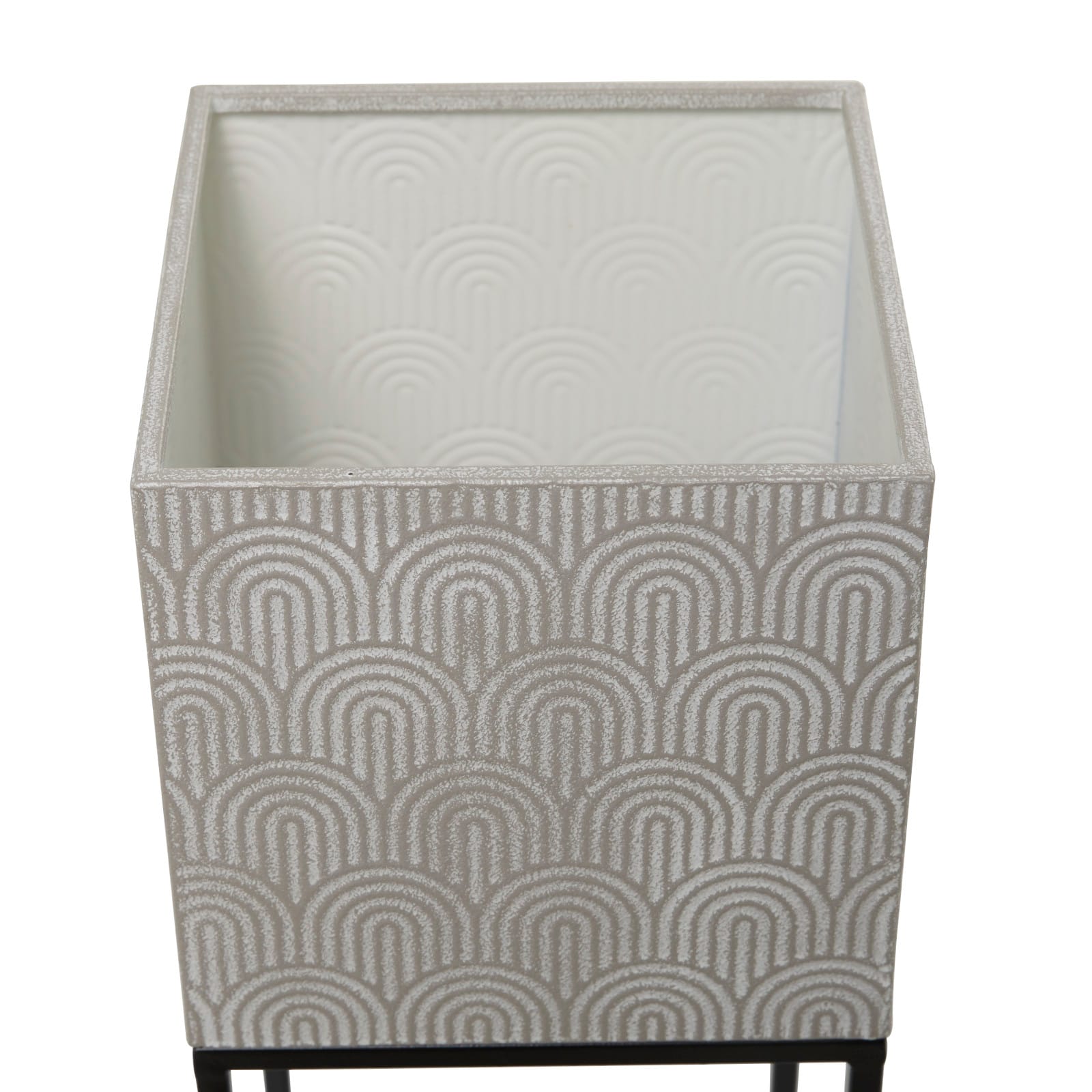 Light Gray Metal Modern Planter Set
