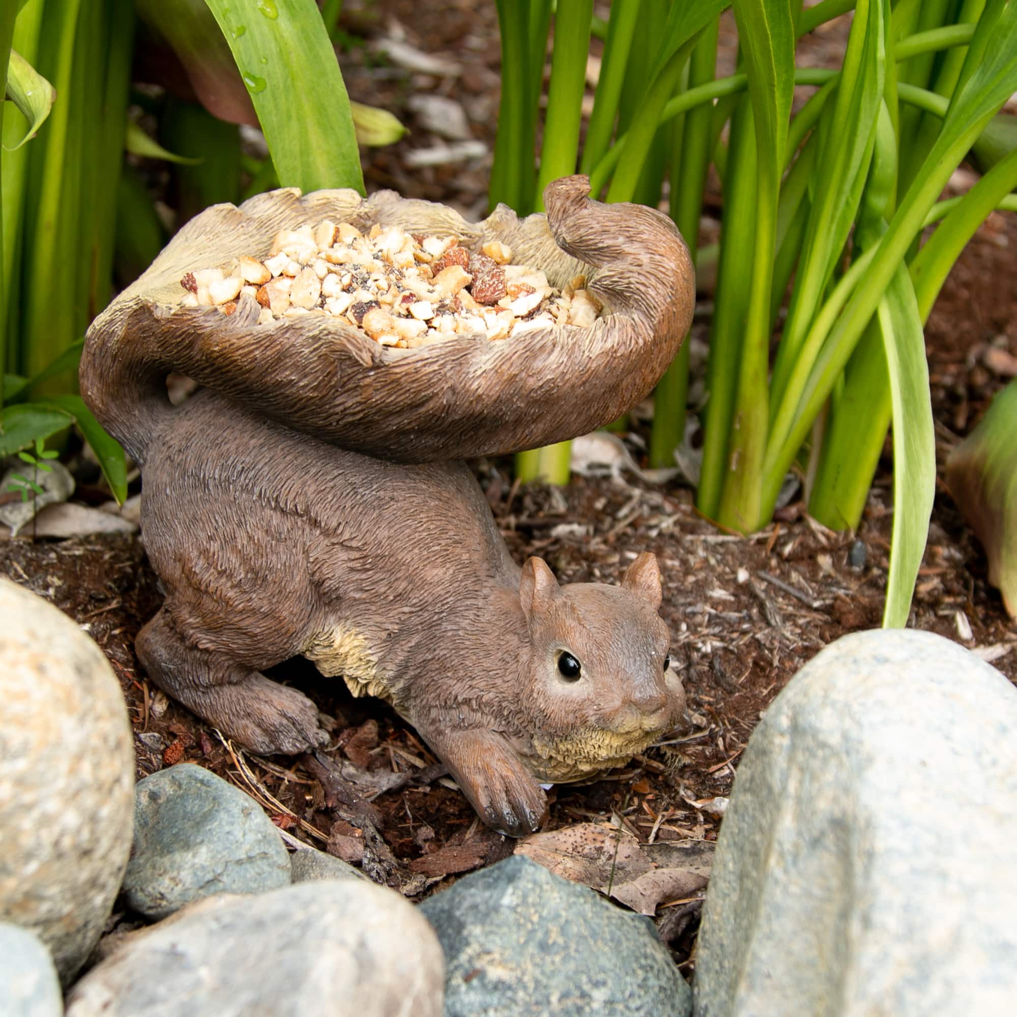 6" Woodland Squirrel Bird Feeder