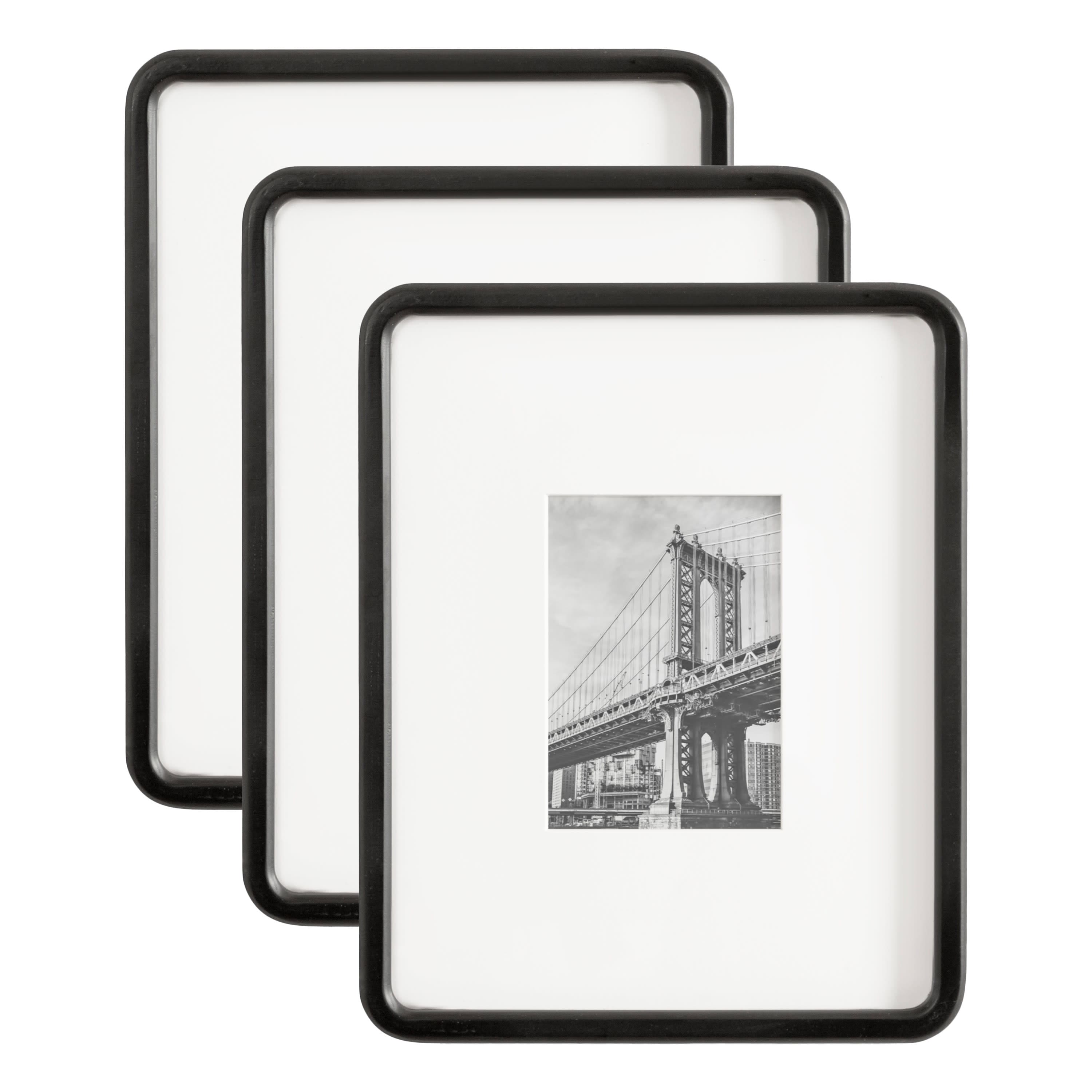 Kate and Laurel 11" x 14" Inglewood Picture Frames with 5" x 7" Mat