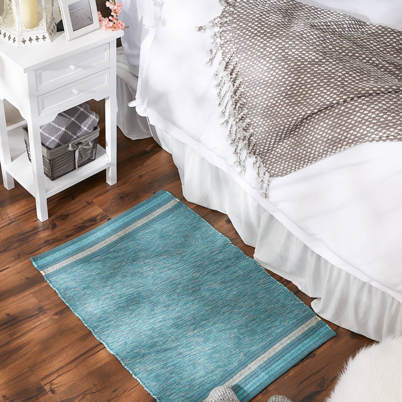 DII® Modern Stripe Variegated Handwoven Recycled Yarn Rug