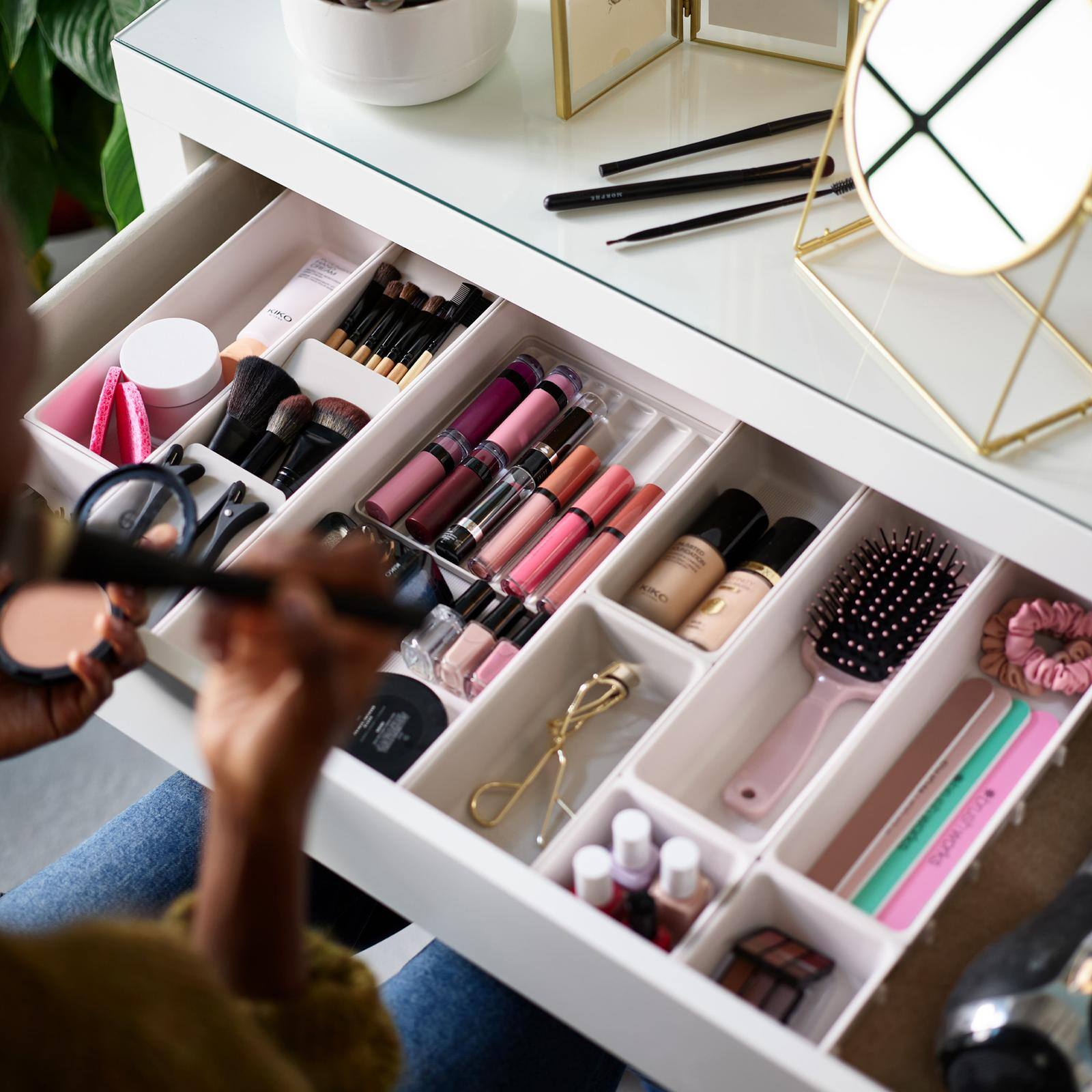 Joseph Joseph Viva 12-piece Makeup Drawer organizer Set