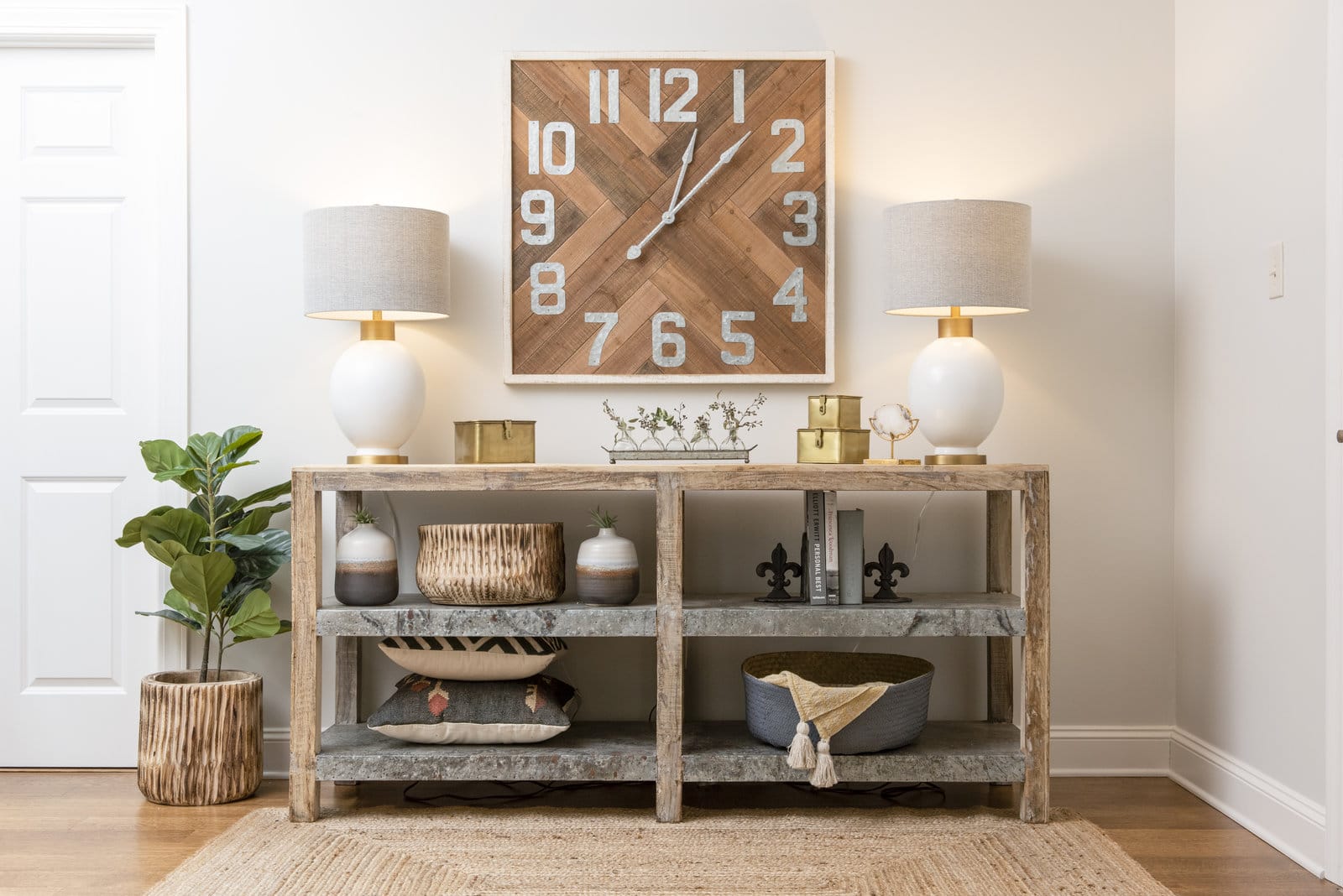 Hello Honey® 10" Fleur de Lis Shaped Iron Bookend Set