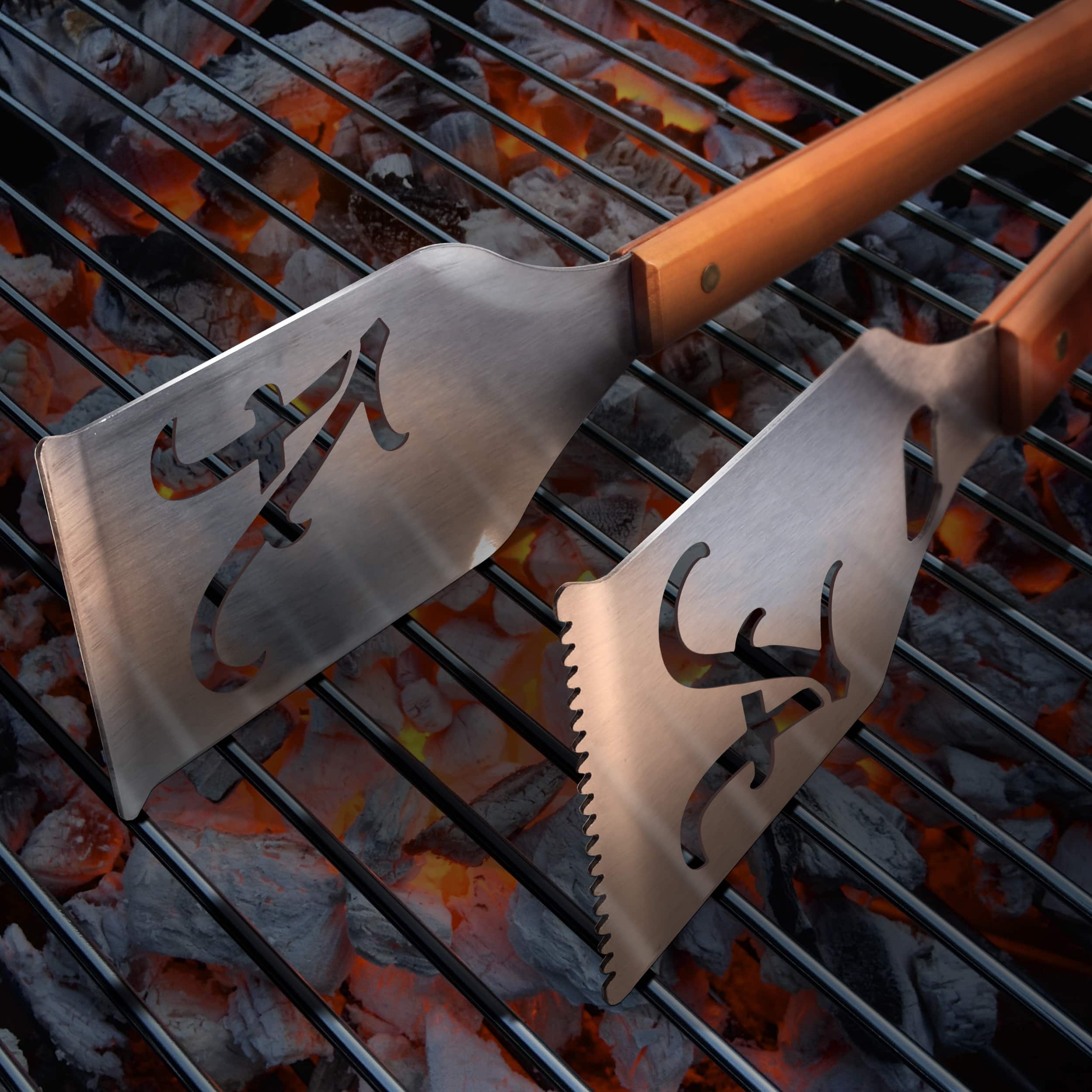 College Grill-A-Tong