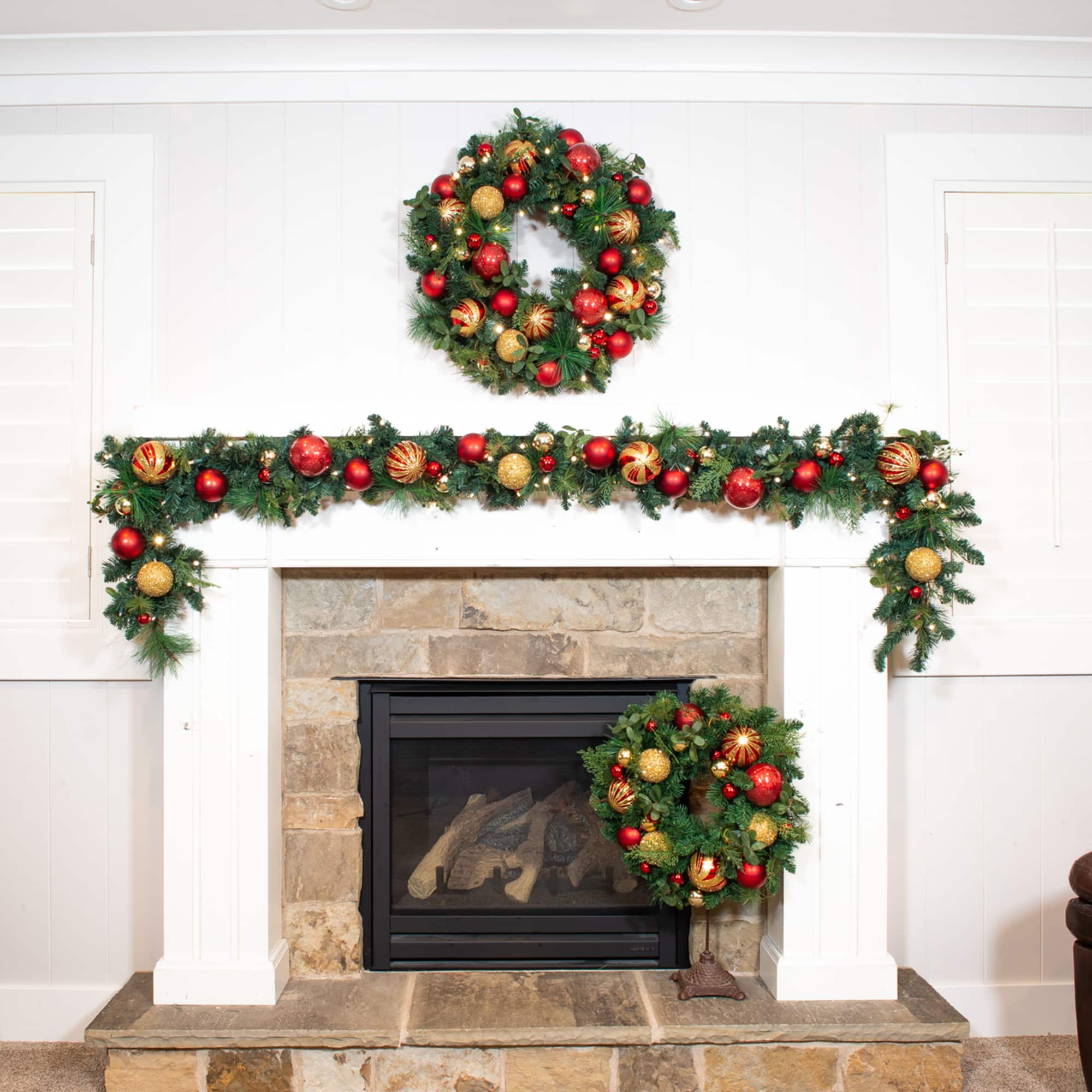 Village Lighting 30" Pre-Lit Christmas Classic Wreath, Clear LED Lights