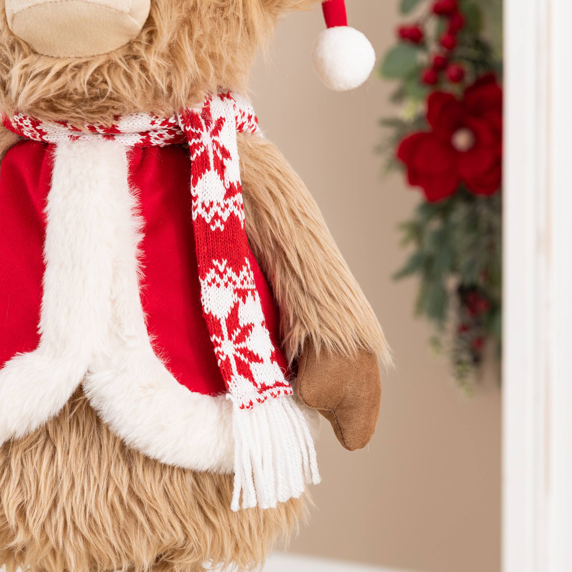 Glitzhome® 19"-33" Telescoping Fabric Christmas Highland Cow Standing Decor