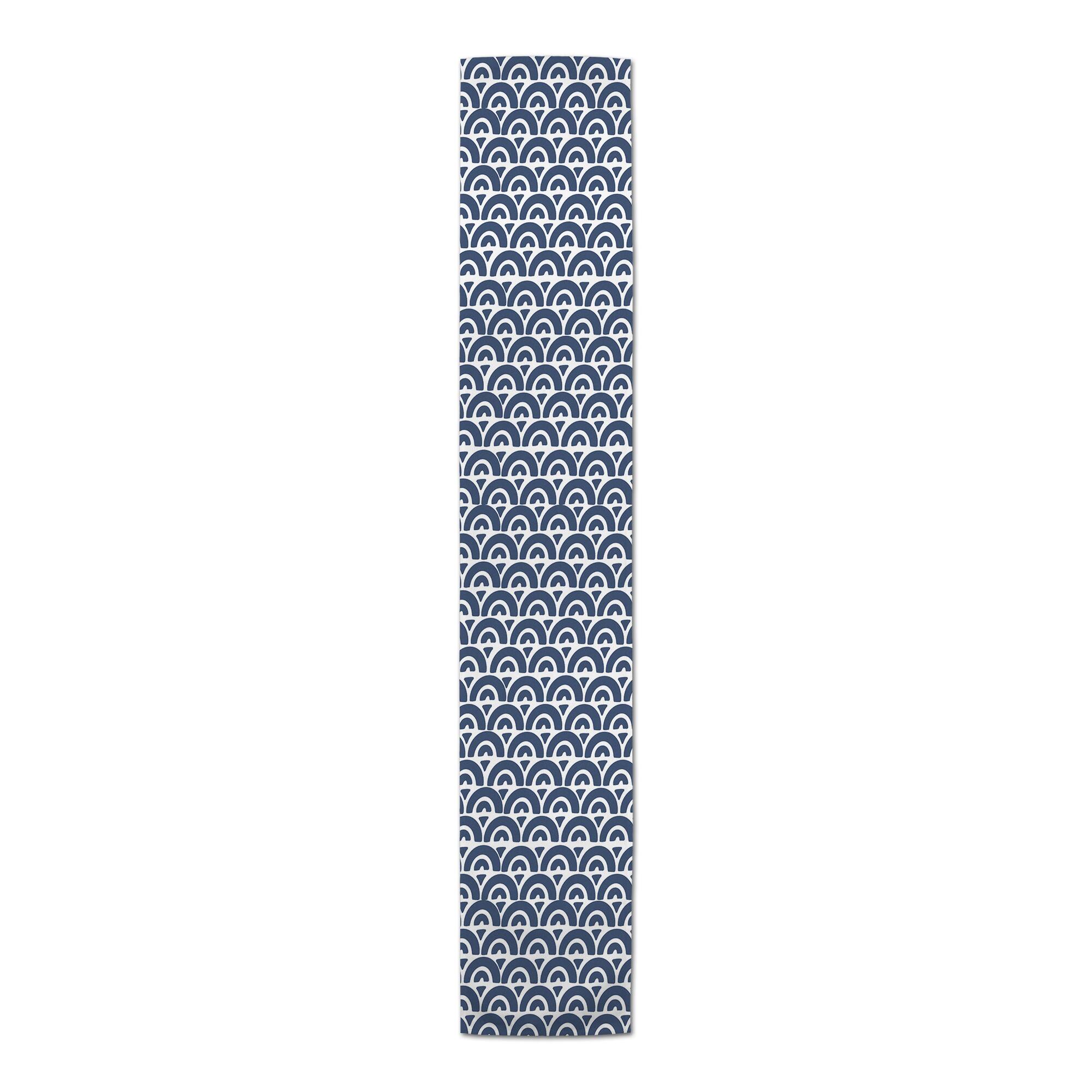 Scallop Indoor/Outdoor Table Runner