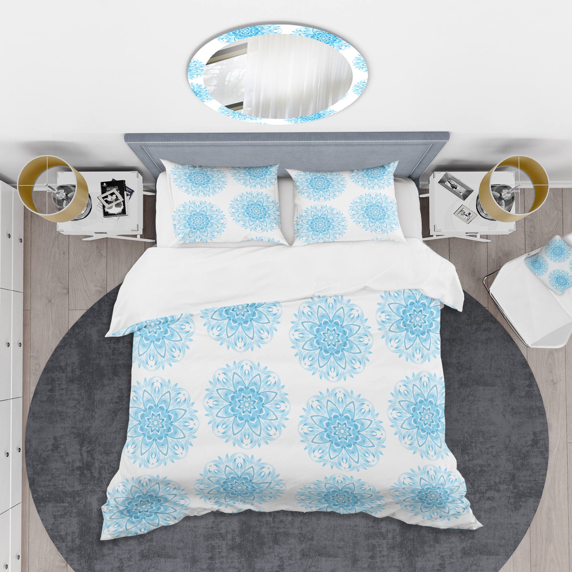 Designart 'Circular Geometric In Blue' Mid-Century Duvet Cover Set