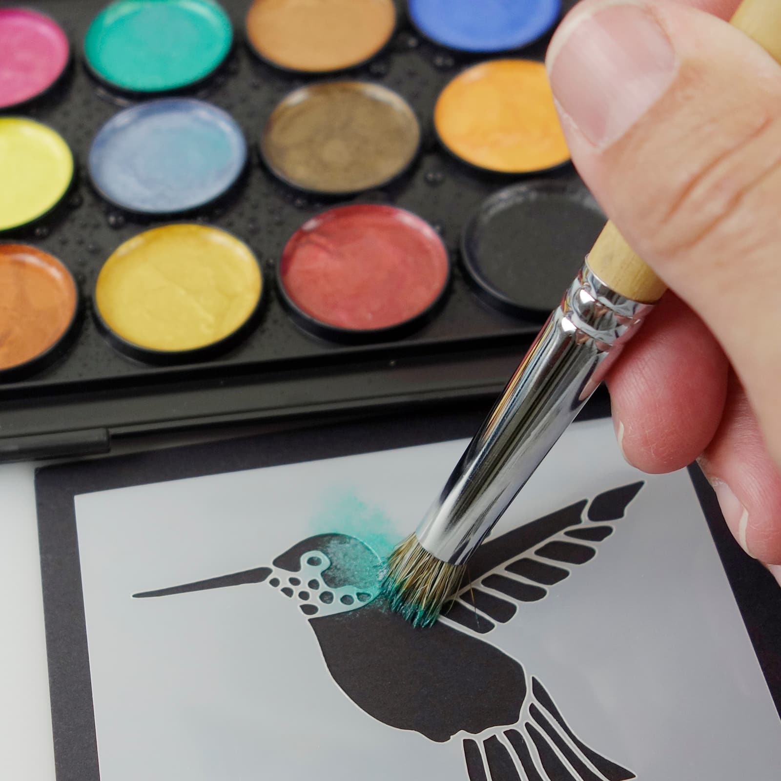 12 Pack: Yasutomo® Niji® Pearlescent 21 Color Watercolors Set