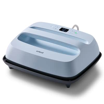 Cricut EasyPress® 3, 12" x 10" image