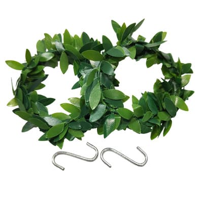 ヒューマンメイド　HAPPY HOLIDAYS WREATH SMALL Miniature Wreaths with Hooks, 2ct. by Make Market® | Michaels